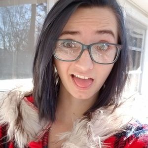 Meet your Posher, Micaela